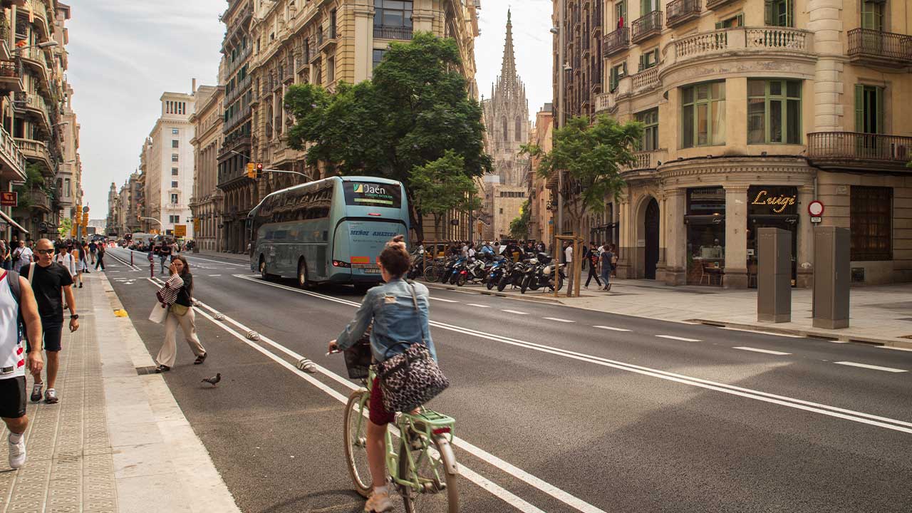 Cycle Lane on Gran Vía and Vía Augusta in Barcelona